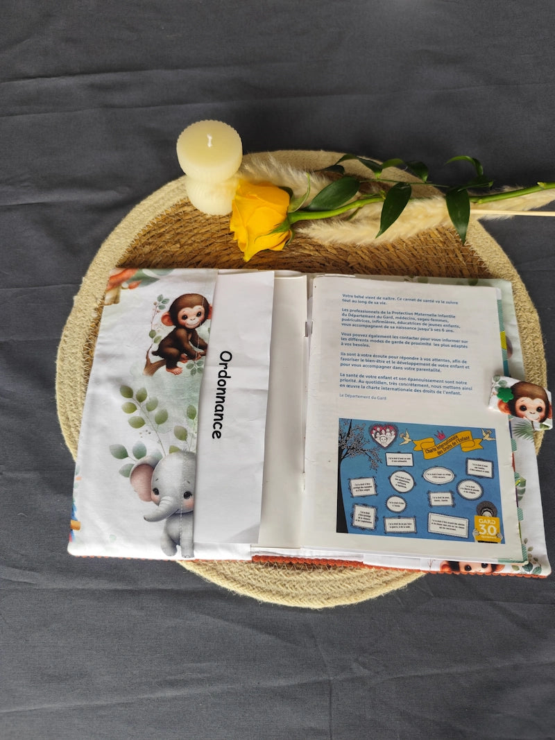 Protège carnet de santé "Savane"
